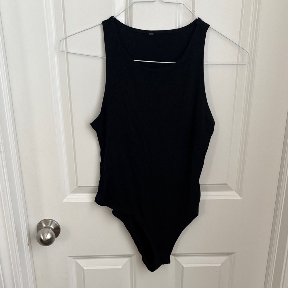 Amazon Black Sleeveless Bodysuit - Picture 1 of 5